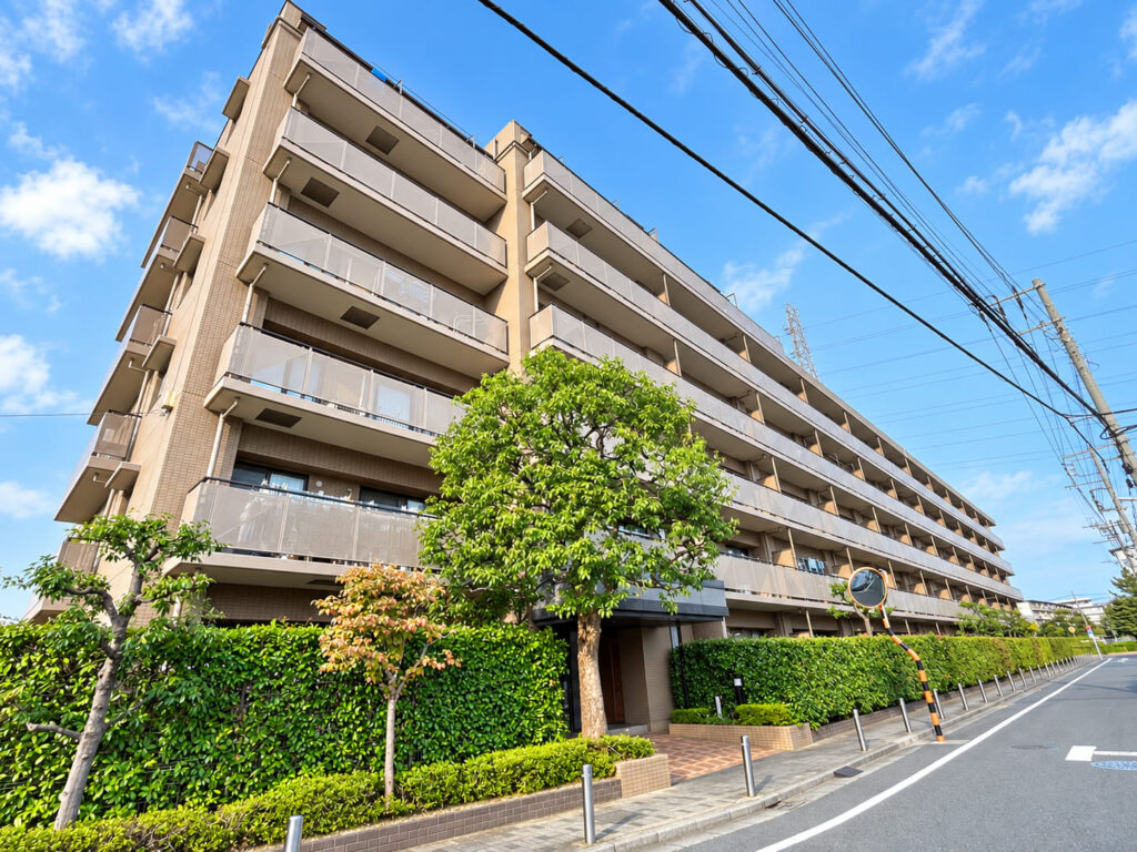 Este Square Nishiarai – photo 1
